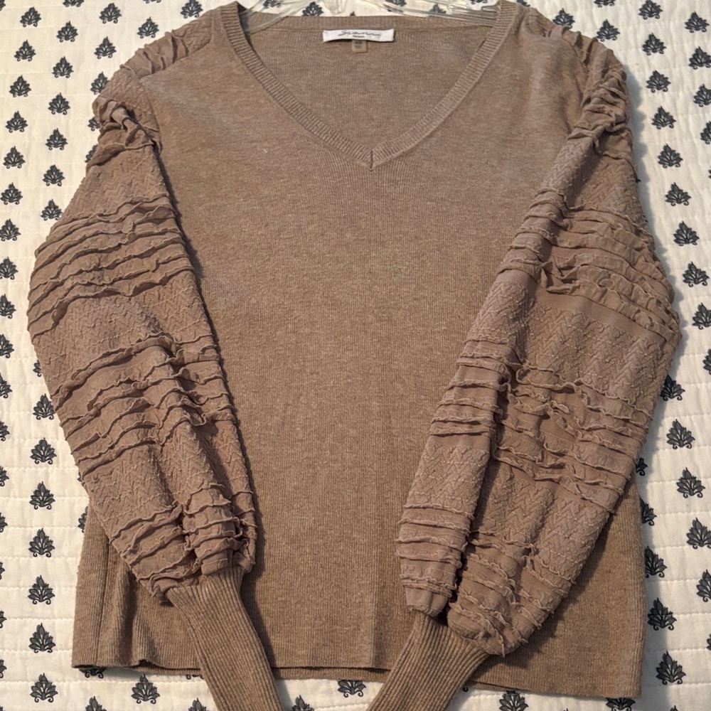 TaupeV-Neck Sweater with Textured Sleeves